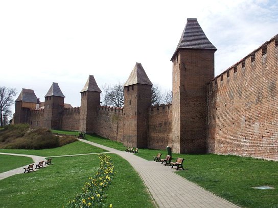 11. Hradby
11. Hradby