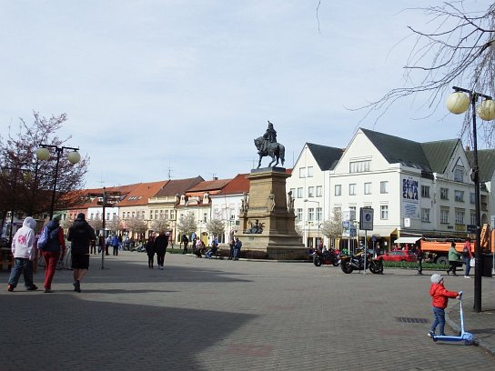 30. Náměstí
30. Náměstí