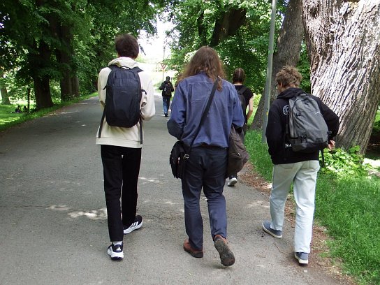 19. Přesun k řece
19. Přesun k řece