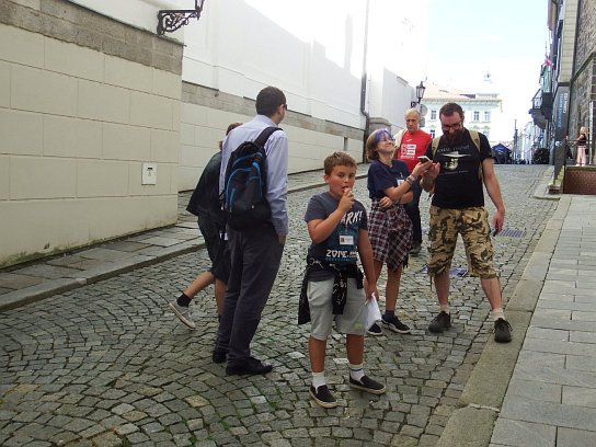 13. Cesta ke katakombám
