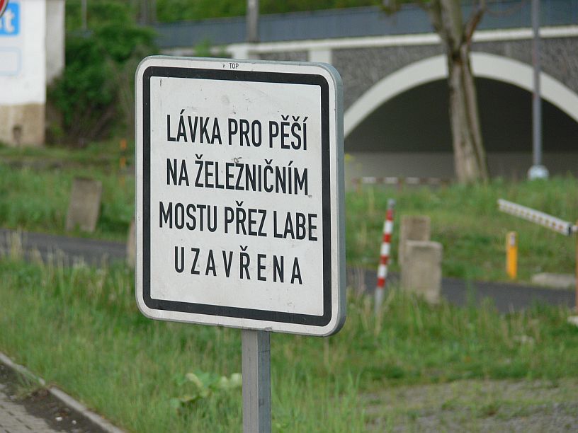 https://pralinka.venku.cz/prezlabe2.jpg