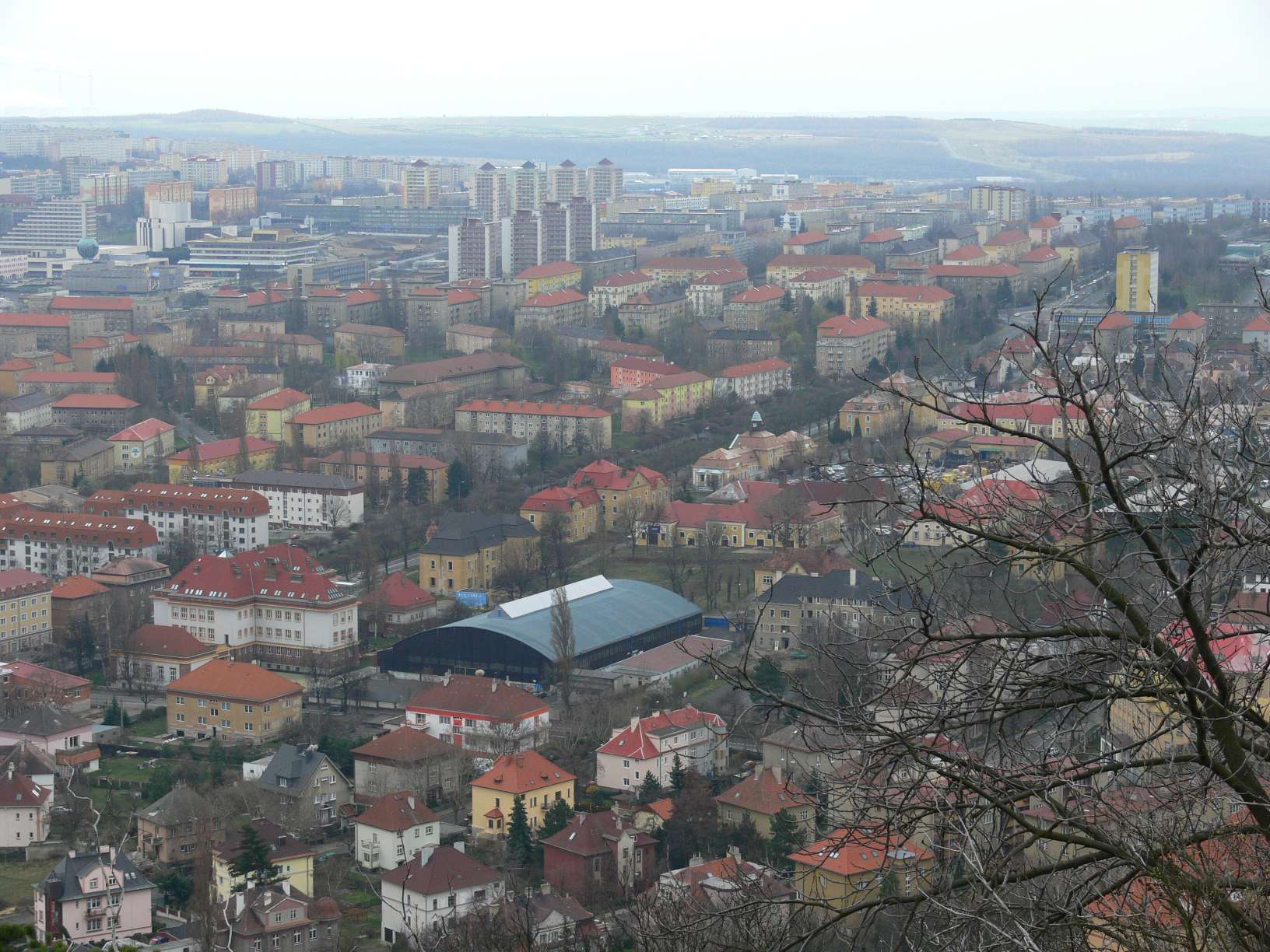 Pohled z Hěvína na Most