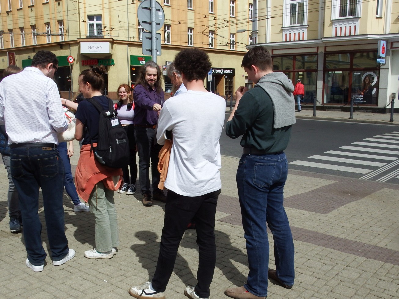 3. Na Benešově náměstí
