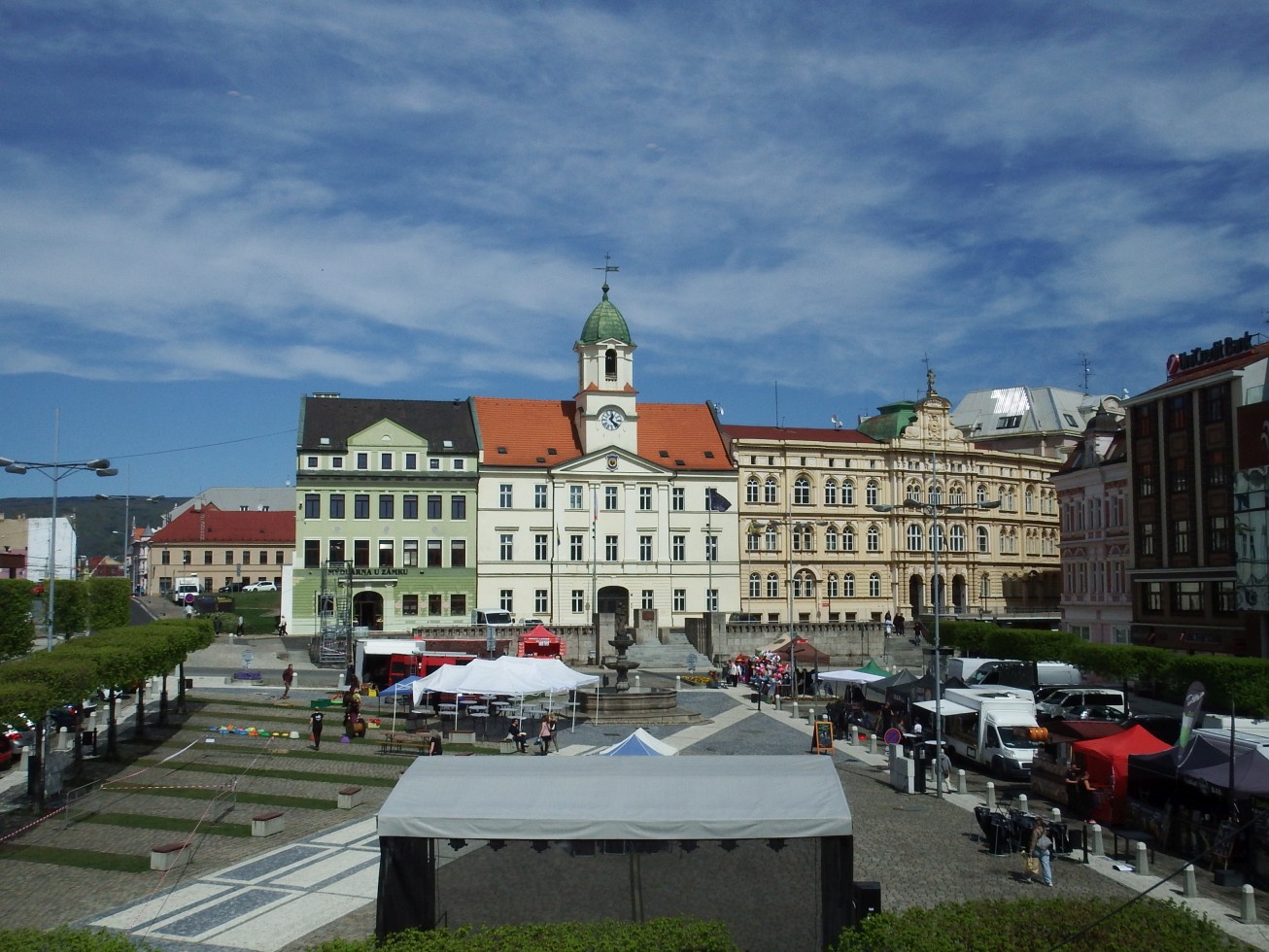 8. Náměstí Svobody a radnice

